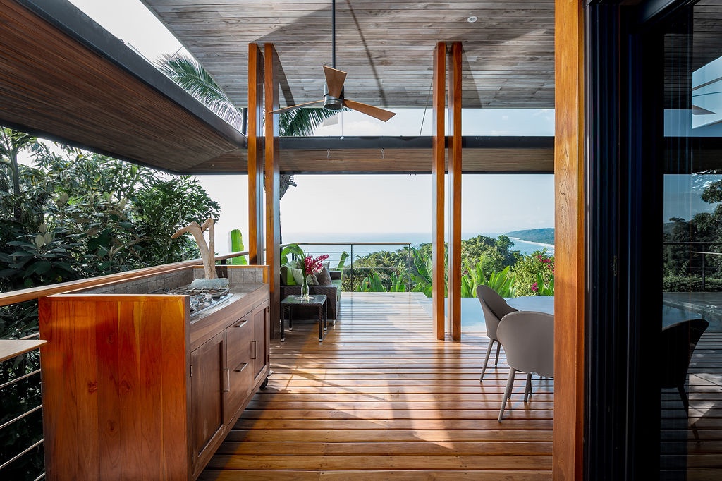 Indoor-Outdoor Kitchen 2